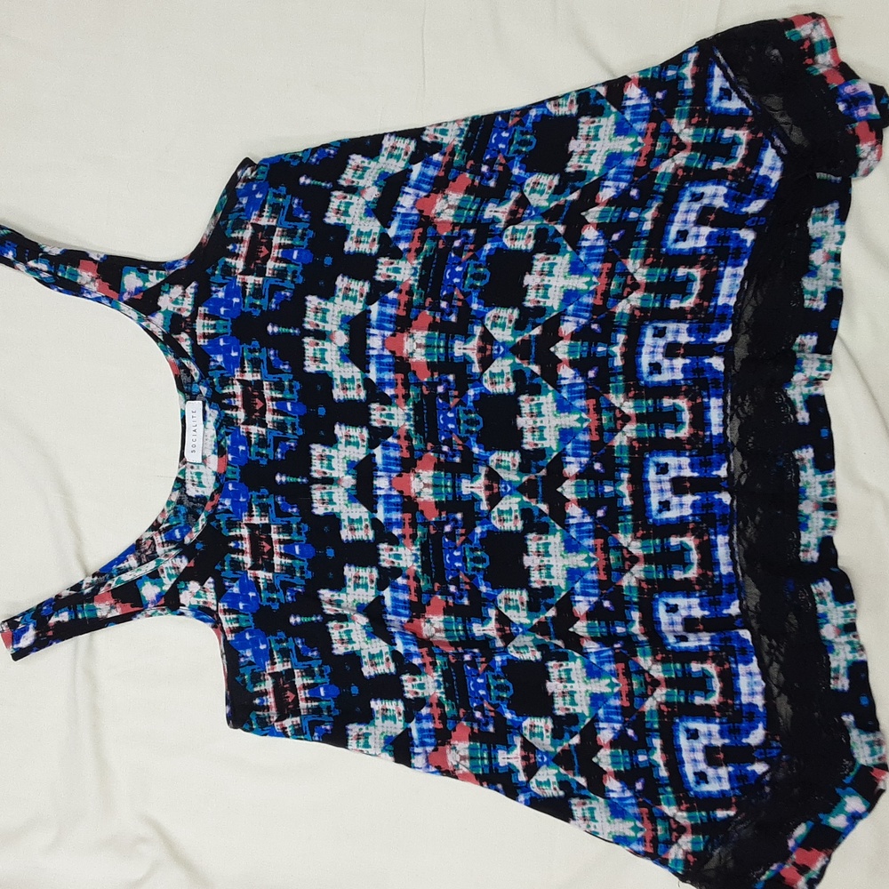 Socialite  Cool Rayon Shark-Bite Hemline  Tank Size Medium